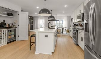 15577 Everglade Ave, Apple Valley, MN 55124