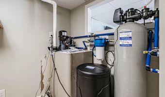 95 Loop Rd, Acton, ME 04001