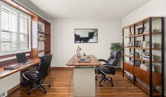 1533 N Belmont Ave, Arlington Heights, IL 60004
