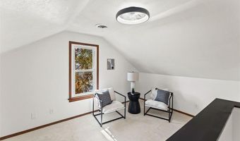 223 Michigan Ave, Alton, IL 62002