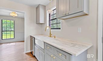 42150 Carlee Ln, Bay Minette, AL 36507