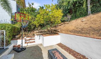 2732 Forest Park Ln, Carlsbad, CA 92008