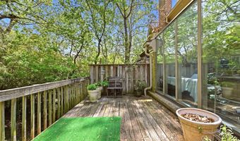 5803 MADAKET Rd, Bethesda, MD 20816