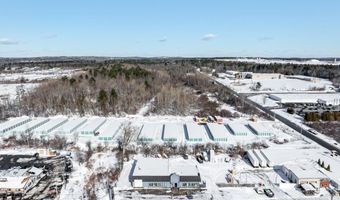 1567 Hammond St, Bangor, ME 04401