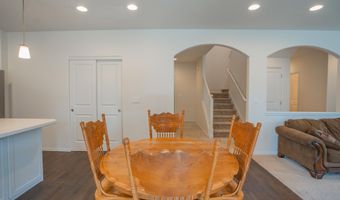 516 Churchill Downs St SE, Albany, OR 97322