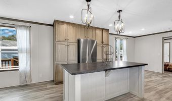 212 PLEASANT Vly, Cheyenne, WY 82007