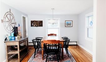 19 Bliven Ave, Bristol, RI 02809