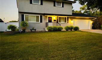 1016 Adams St, Anoka, MN 55303