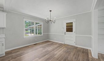 2012 Lakeridge Dr, Albany, GA 31707