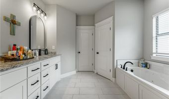 16 Hawthorn Ln, Bella Vista, AR 72715