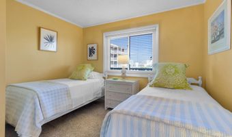 2509 W Fort Macon Rd 102-B, Atlantic Beach, NC 28512