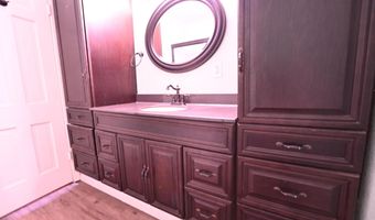 265 Windsor Dr, Alexander City, AL 35010