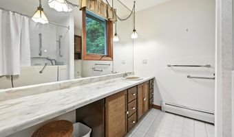 3 Tallwood Rd, Augusta, ME 04330