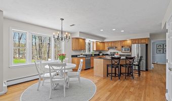 7 Woodfield Rd, Acton, MA 01720
