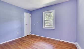 3055 Briarwood Dr, Tobyhanna, PA 18466