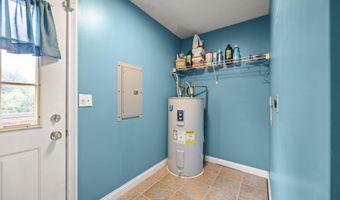 144 Olympia Dr, Bardstown, KY 40004