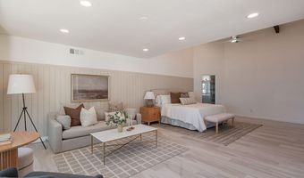 2724 W COLT Rd, Chandler, AZ 85224