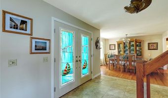 129 Seaside Dr, Jamestown, RI 02835