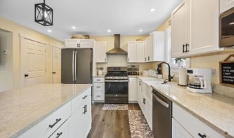 41 White Deer Cir, Bar Harbor, ME 04609
