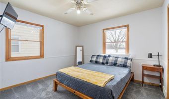 1607 7th St SE, Austin, MN 55912