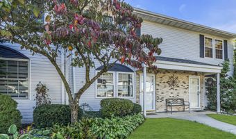 82 Cliffwood Ave W 53, Aberdeen, NJ 07747