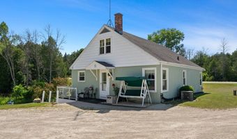 142 County Rd S, Algoma, WI 54201