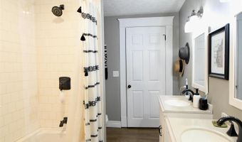 502 R St, Bedford, IN 47421