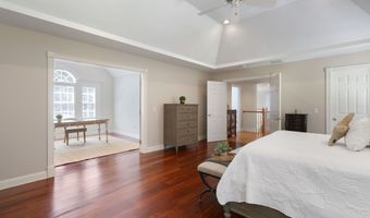 134 Kingswood Dr, Avon, CT 06001