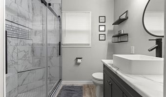 8904 Becker Ave, Allen Park, MI 48101