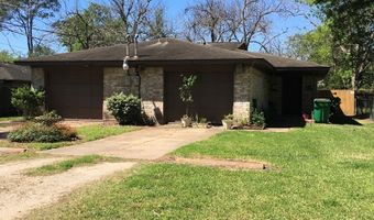 409-411 Hurst Pl, Angleton, TX 77515