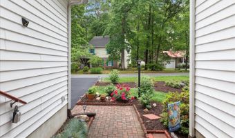 11 BURR HILL Dr, Berlin, MD 21811