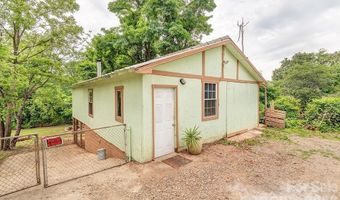 153 Vinewood Cir, Asheville, NC 28806