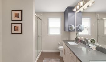 6910 SE LAMPHIER St, Milwaukie, OR 97222