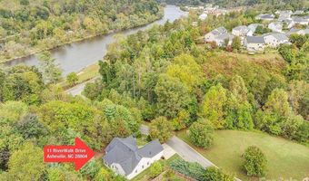 11 River Walk Dr, Asheville, NC 28804