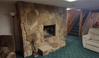 1648 Highland Ln, Ashtabula, OH 44004