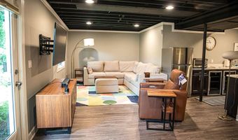 2052 Liberty Hts, Ann Arbor, MI 48103