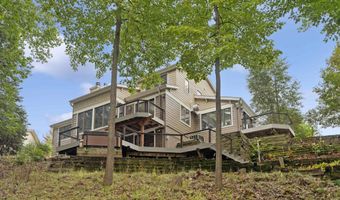 1331 N BRIARCLIFF Dr, Appleton, WI 54915