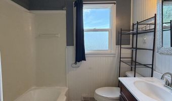 301 S Center St, Bardstown, KY 40004