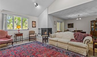 2970 Mendon Rd 101, Cumberland, RI 02864