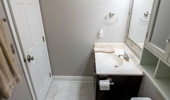 43578 BLACKSMITH Sq, Ashburn, VA 20147