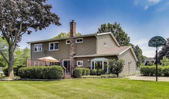 206 W Hintz Rd, Arlington Heights, IL 60004