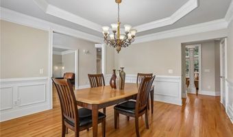 12516 Darvish Ln, Alpharetta, GA 30005