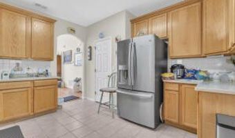 82 Mission Way, Barnegat, NJ 08005