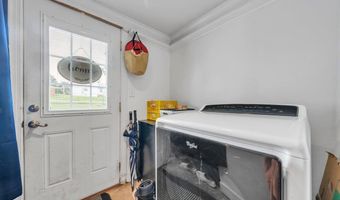 404 9th St, Altavista, VA 24517