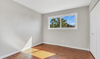 1430 W Jo Ann Ln, Addison, IL 60101