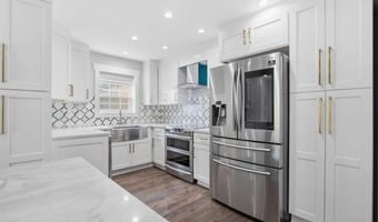 114 Woodhaven Way, Alpharetta, GA 30009