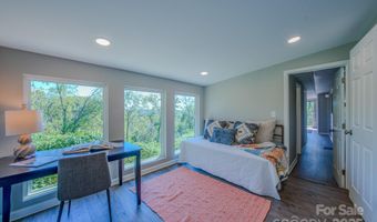 22 Mulberry St, Asheville, NC 28804