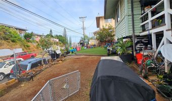 1017 Maluna St, Honolulu, HI 96818