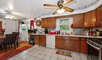 4 Marietta Dr, Albany, NY 12205