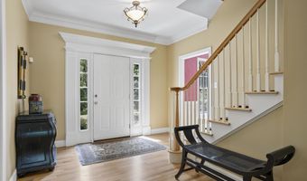21 Wiggin Rd, Bedford, NH 03110